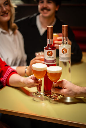 Raspberry liqueur and vodka cocktails